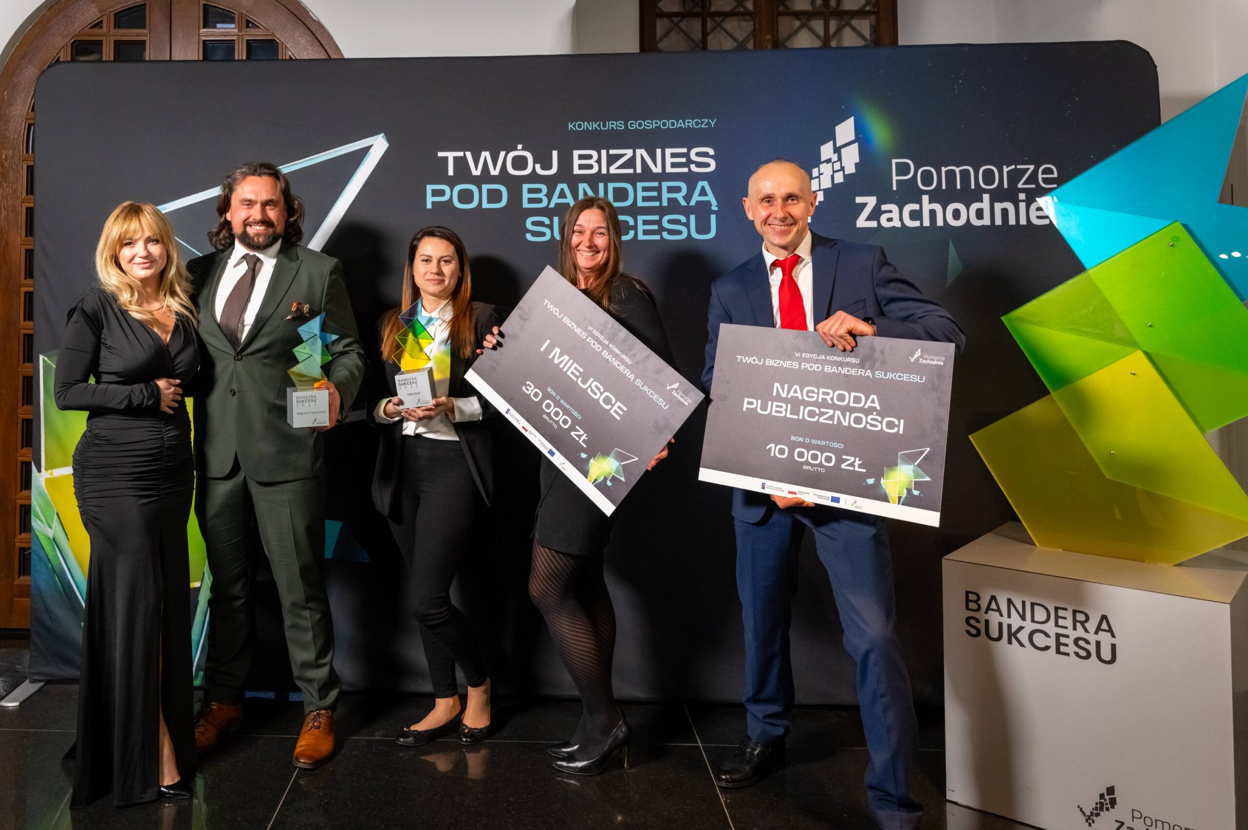 GALA-BANDERA-SUKCESU-03302026-SW-340